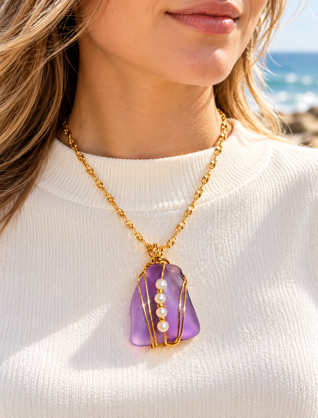 Lavender Pearl Pendant Necklace worn by model